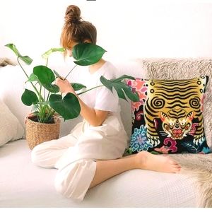 2 Fabulous linen look Asian pillow cover set with zipper. Designer decor on th…
